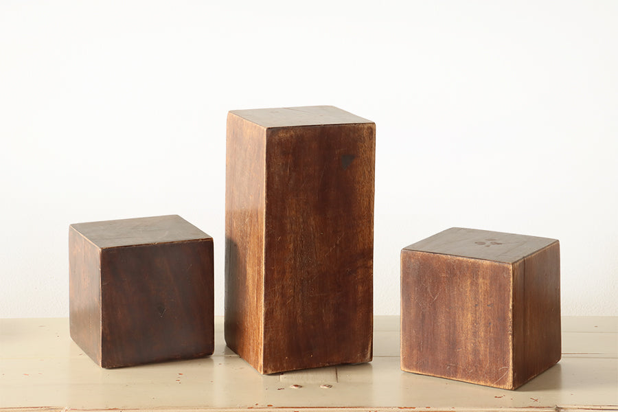 Set of 3 Dark Walnut Cubes - Cleared Décor