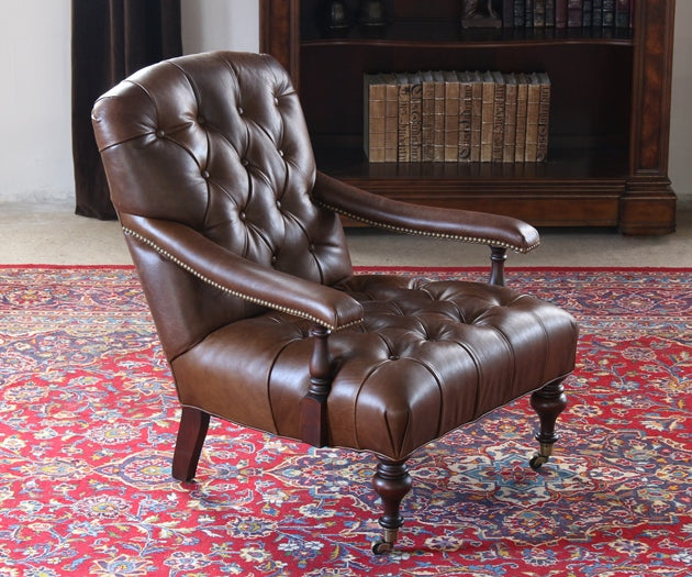 AC185 Tufted Leather Arm Chair with Turned Legs