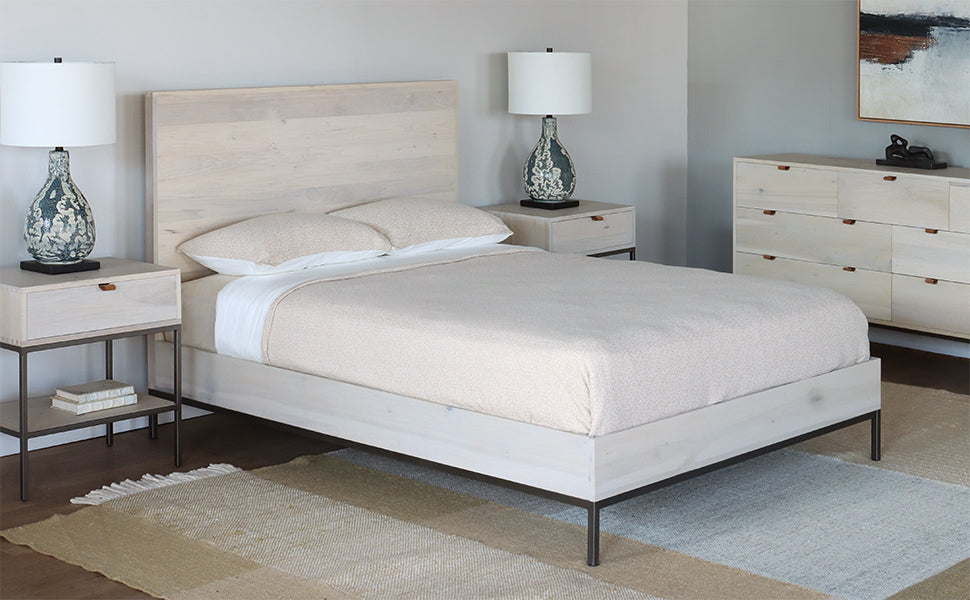Light Poplar Queen Platform Bed
