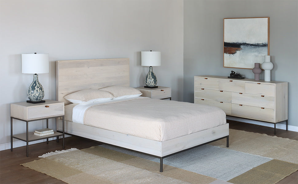 Light Poplar Queen Platform Bed