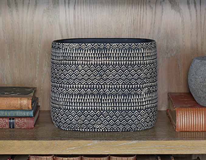 BOWL57 - Large Kjeld Black Oval Pot