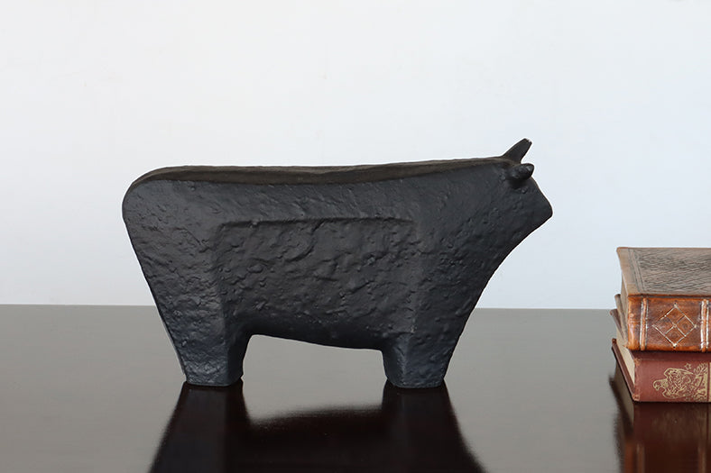 Small Black Abstract Bull Figure- Cleared