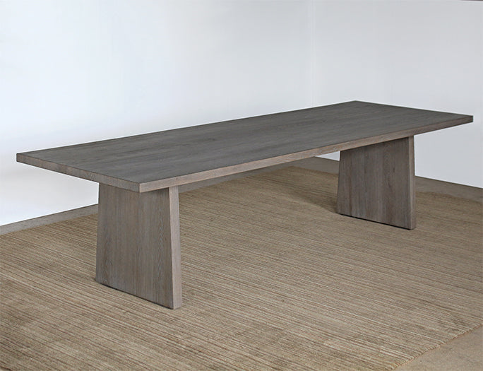 DT134 Landon Dining Table
