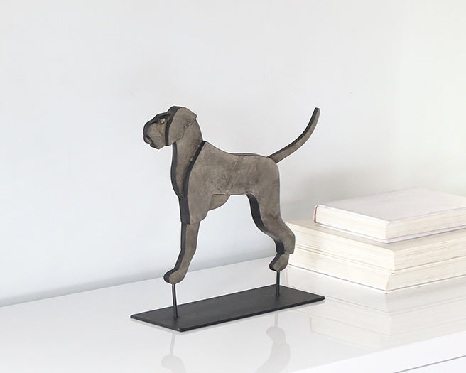 FIG358 Small Flat Dog Figurine