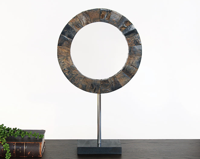 FIG391 - Medium Ring Sculpture
