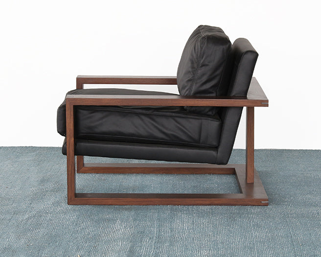 LC279 - Milton Chair
