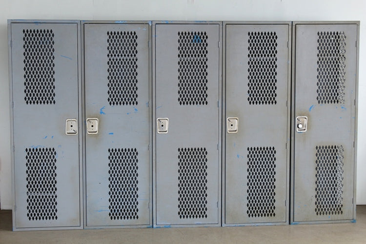 LOCK01 - Gray Precinct Locker