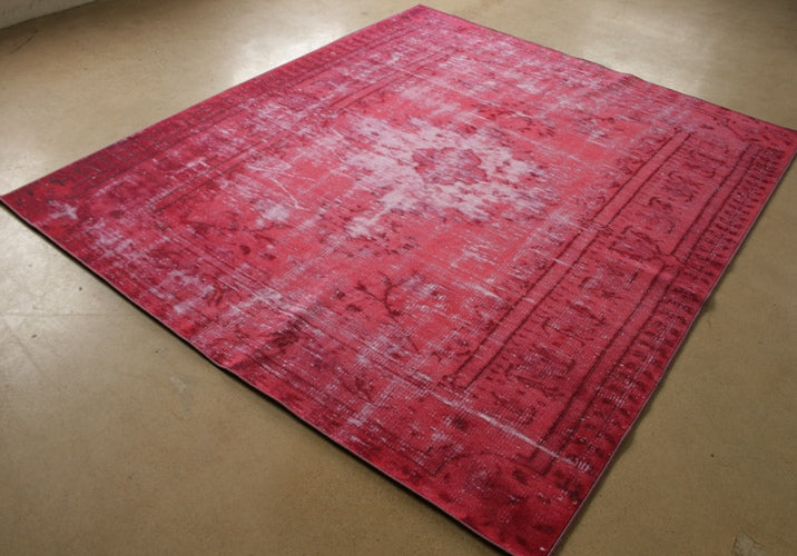 8' 2" x 9' 11" Pink Overdyed Style Synthetic Mat