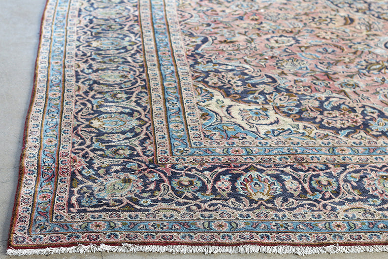 9'3" x 13'4" Pale Blue and Rose Najafabad Persian Rug Circa 1965