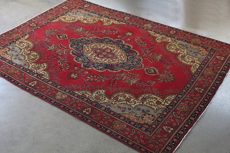 RUG307 9'7 x 12'7 Wine Red Tabriz Persian Rug Circa 1965