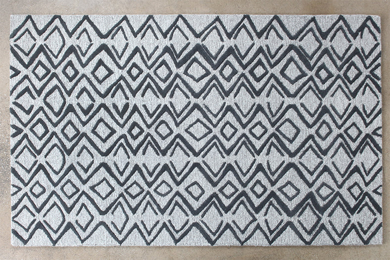RUG352 - 5' x 8' Gray/Taupe Wool & Cotton Diamond Patterned Rug