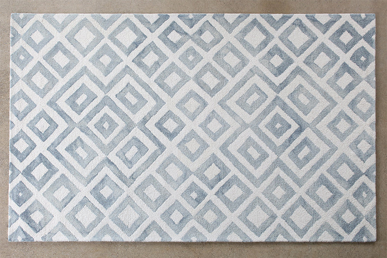 RUG361 - 5' x 8' Aqua Watercolor Bold Patterned Rug