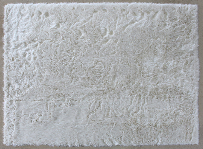RUG427 - 7'6 X 9'6 Bone Faux Fur One Inch Pile Rug
