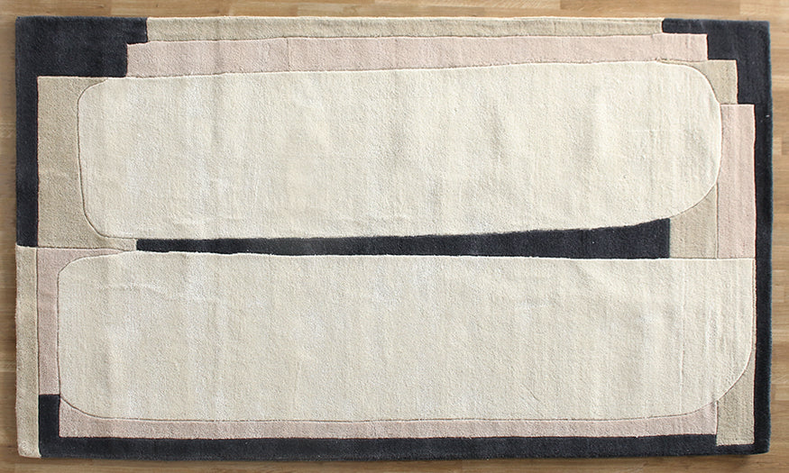 5 X 8 Neutral And Black Abstract Rug