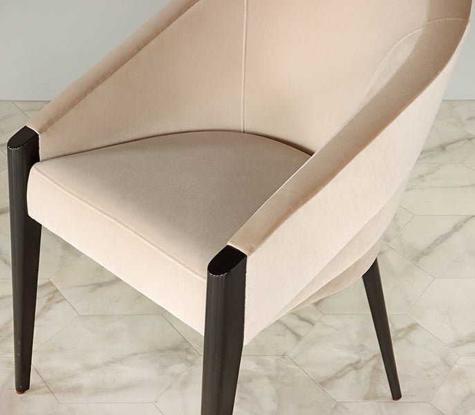 Plush Velvet Curved Back Side Chair w/ Tapered Legs