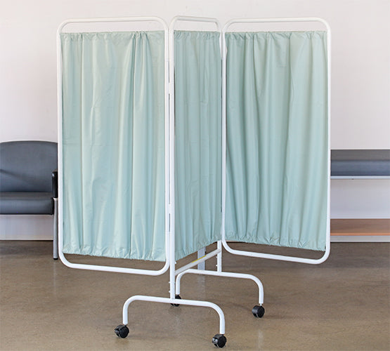 SCR35 - 3 Panel Green Privacy Screen