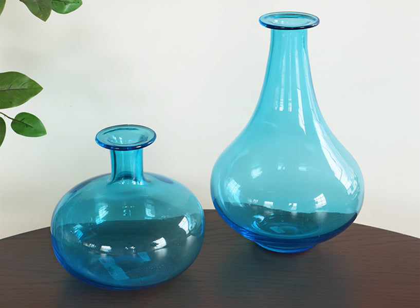 Set Of 2 Blue Glass Vases