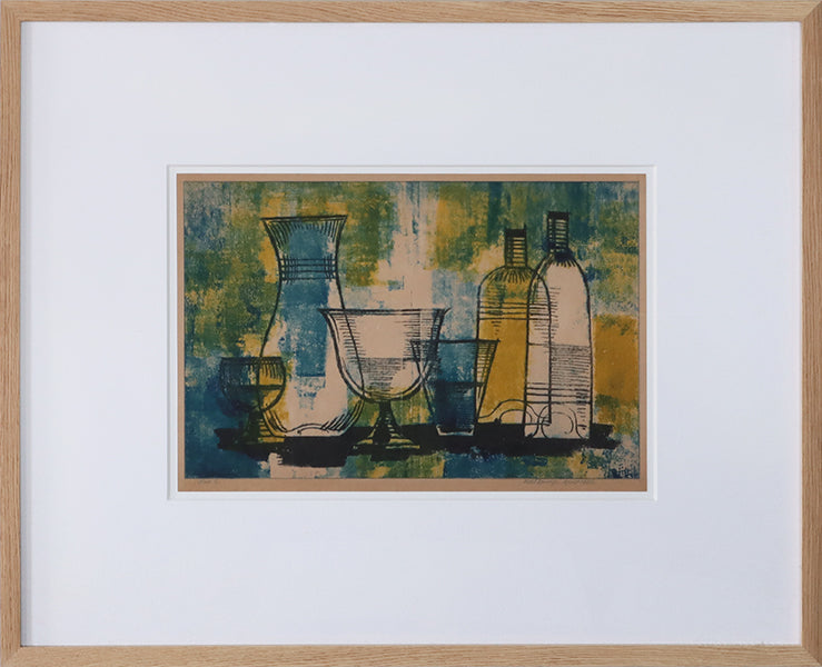 Glass II 32W x 26H