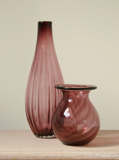 Set of 2 Burgundy Glass Vases