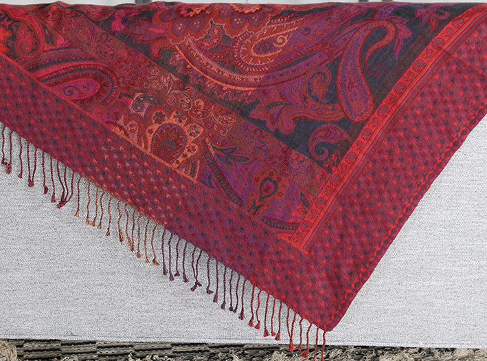 THR17 Tenali Throw in Fuschia and Eggplant
