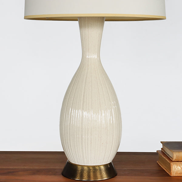 Sculpted Off White Teardrop Table Lamp