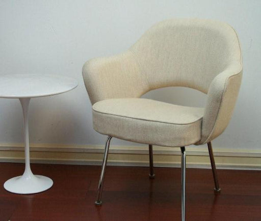 Knoll Saarinen Sand Color Arm Chairs 1 7