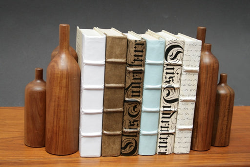 Botella Bookends 8