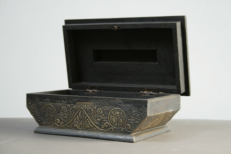  Wood with Brass English Pencil Box open 5 2