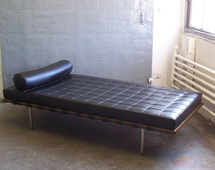 Black Leather Barcelona Style Daybed 9