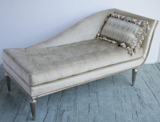 Right Facing Chaise with Fluted Detail Feet 9