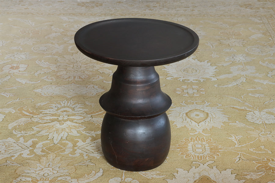 Carved Mango Wood End Table in Walnut Finish