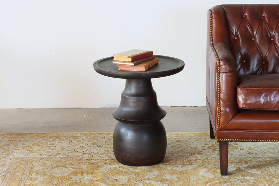 Carved Mango Wood End Table in Walnut Finish
