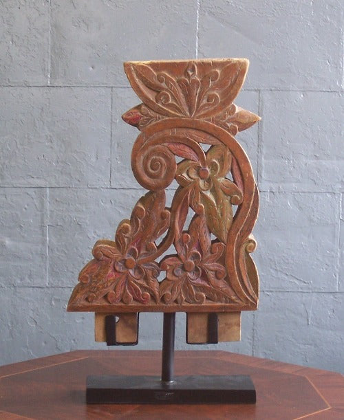  Wooden Decorative Ornaments on Iron Stand 7