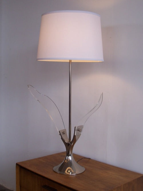 Lucite Petal Lamp 7