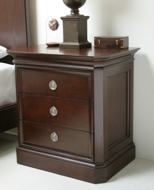 Gramercy Park Nightstand 9