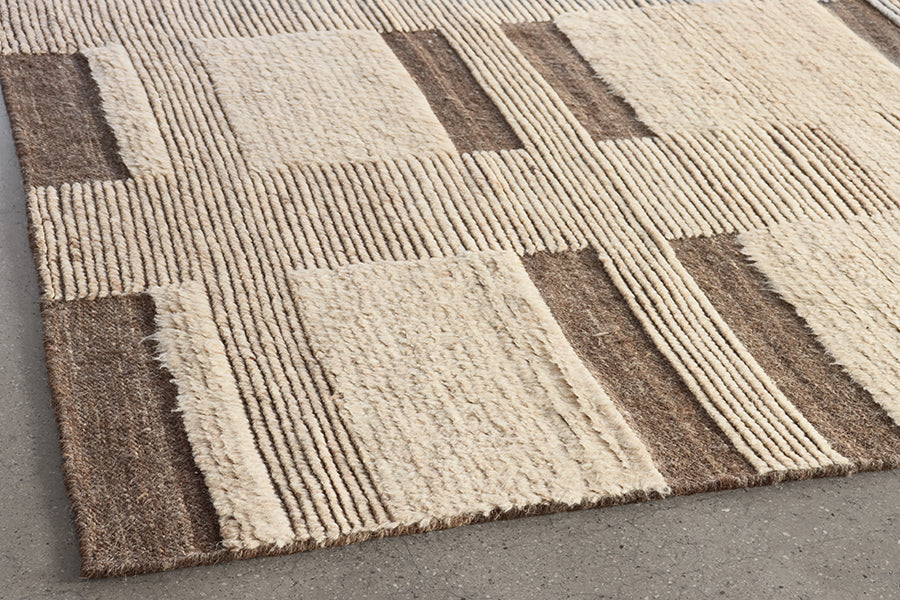 Cream & Brown Pattern Rug 8' x 10'