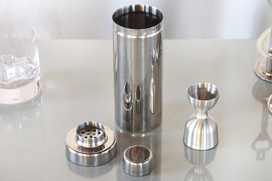 Bartender Shaker & Shot Pourer