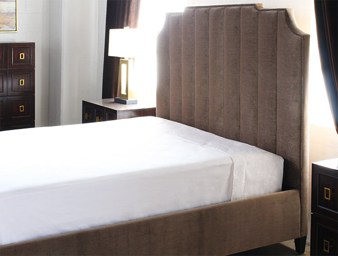 BED58 Bayonne Upholstered King Bed in Espresso 