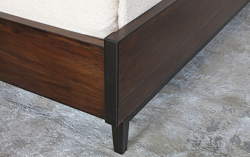 BED88 - Pfeiffer Point King Upholstered Bed 