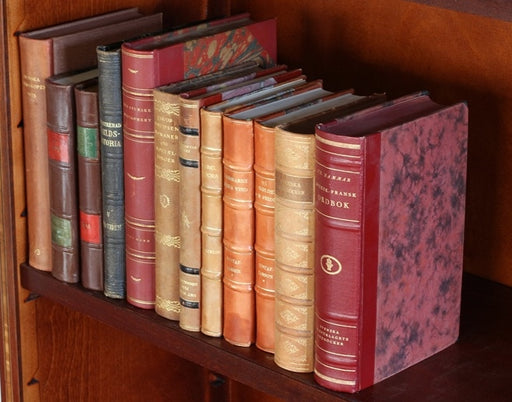 BOOK31 Set of 12 Antique Leather Bound Books 