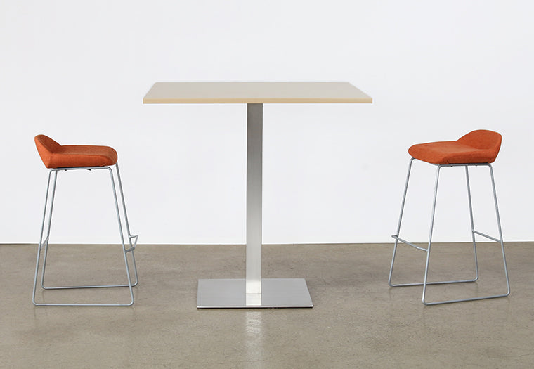 BT19 - Square Maple Top Bar Table With Brushed Aluminum Base