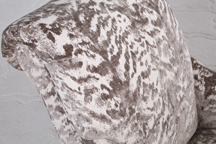 CC195 Taupe Ikat Club Chair