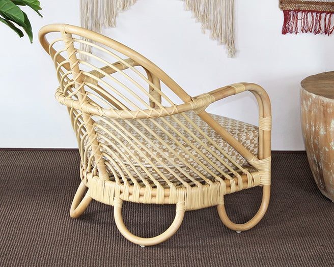 Curved Natural Rattan Lounge Chair