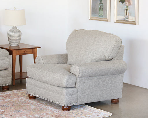 CC278 - Traditional Beige Club Chair 