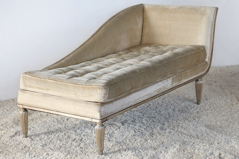 CL12 Right-Facing Chaise with Fluted Detail Feet