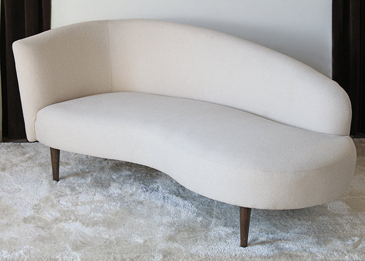 Curved Back Ivory Boucle Chaise W/Tapered Legs