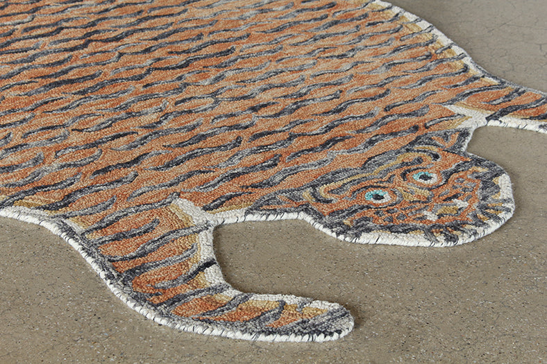 5' X 7'6" Tangerine Tiger Rug - Cleared