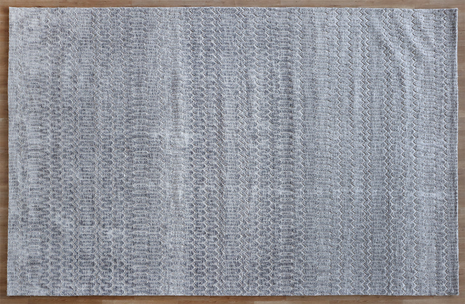 8'6" X 12' Ivory w/Charcoal Lattice Rug - Cleared