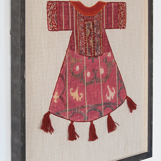 23" X 23" Gilan Red/Ivory Wall Art - Cleared
