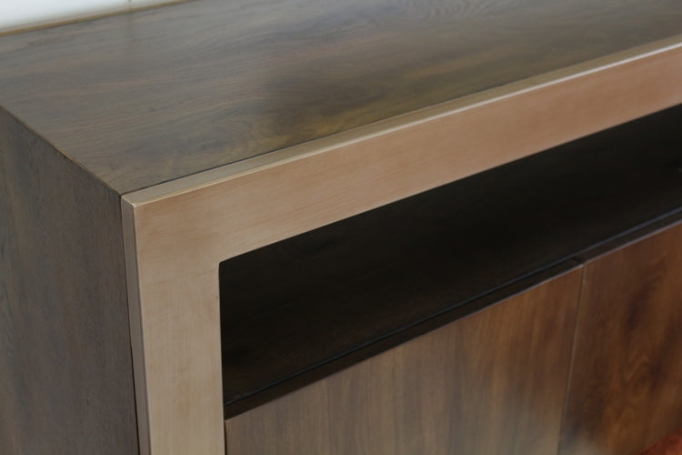 Artisan Media Console